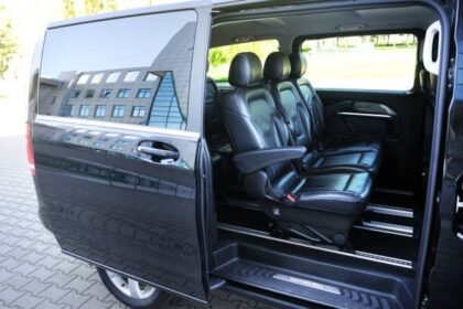 Affordable 6-Seater Cab Services in Singapore